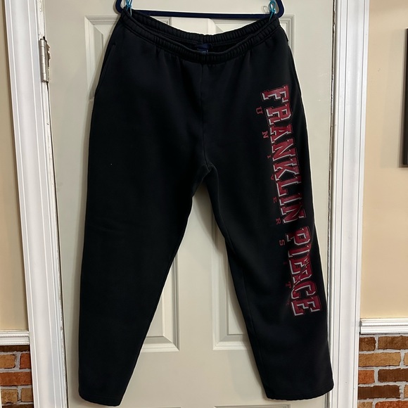 Men’s Franklin Pierce University sweatpants size L - Picture 1 of 10